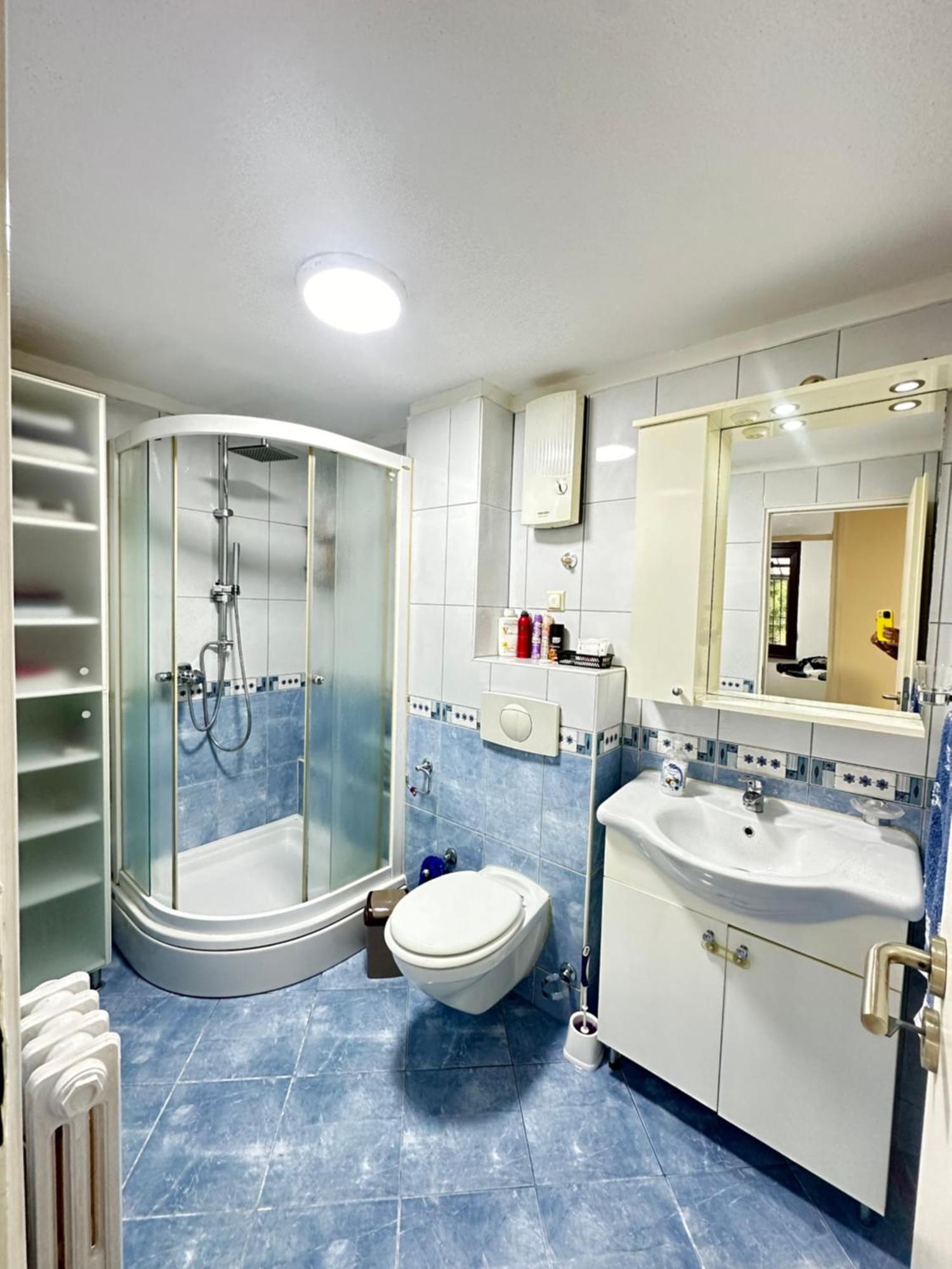 Apartment Dedic With Garden